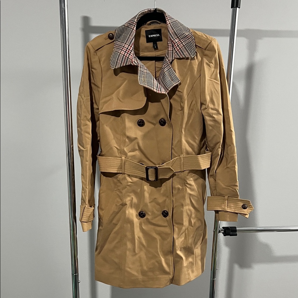 Express Camel Trench Coat with Plaid Collar